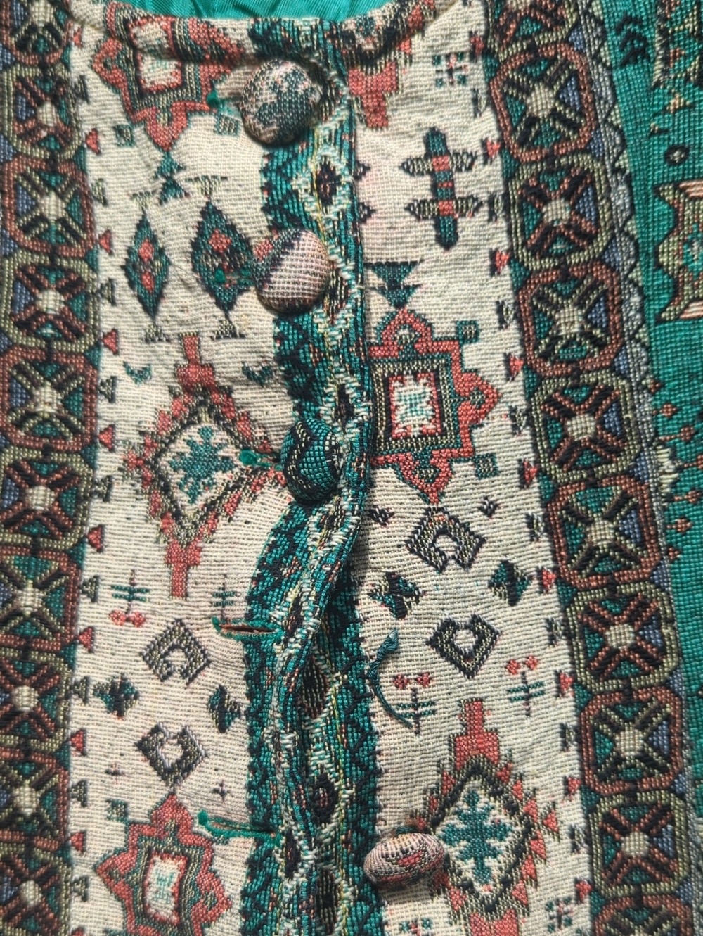 Statement Vest - Picture 6 of 7
